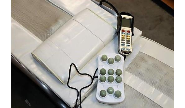 Gedemonteerde elektrisch massagebed wit (werking niet gekend)